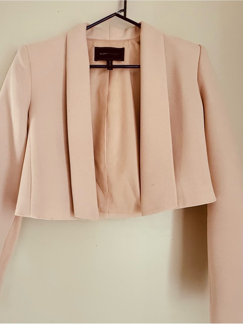 BCBGMaxAzria tan Cropped Open-Front Blazer Jacket